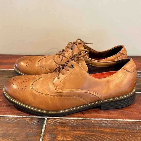 ⭐️ Rockport Wing Tip Oxford Shoes Size 13 - Picture 3 of 9